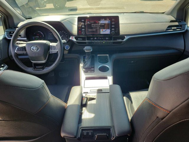 2022 Toyota Sienna XSE 7 Passenger