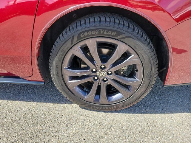 2022 Toyota Sienna XSE 7 Passenger