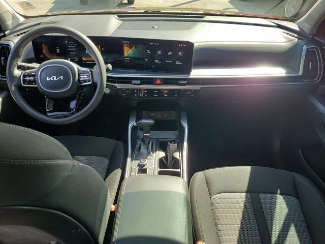 2024 Kia Sorento LX