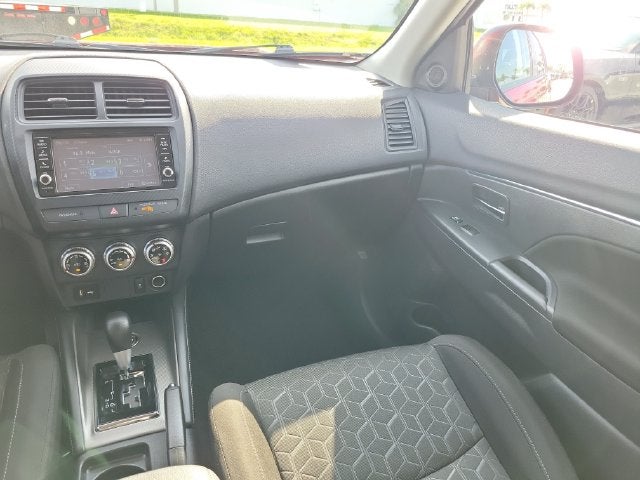 2023 Mitsubishi Outlander Sport 2.0 ES