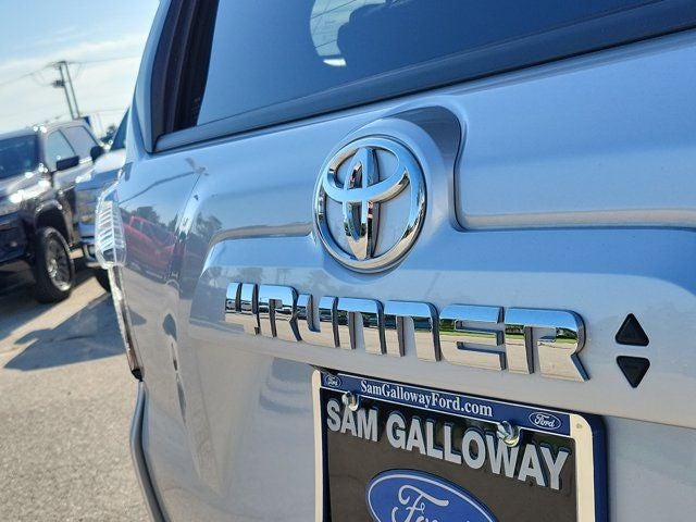 2024 Toyota 4Runner SR5