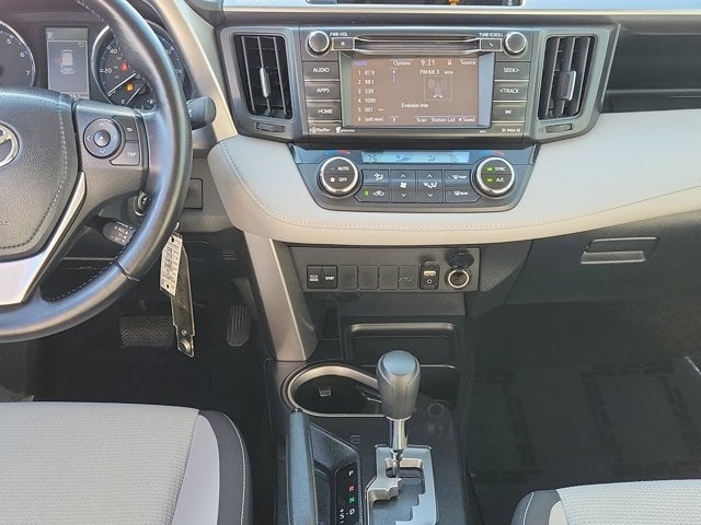2016 Toyota RAV4 XLE