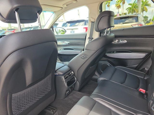 2023 Genesis GV70 2.5T