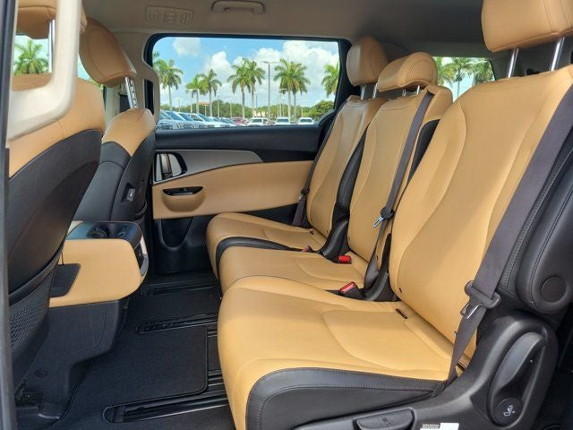 2022 Kia Carnival LXS
