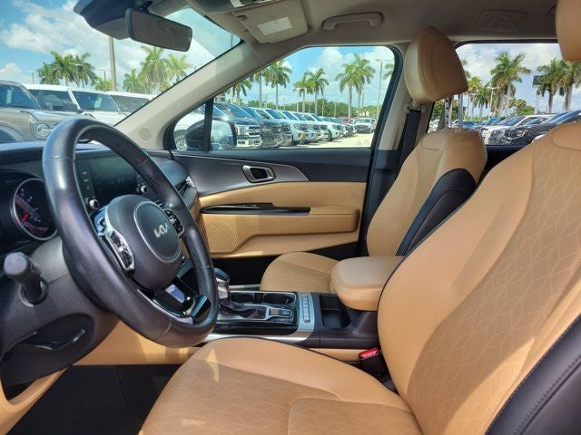 2022 Kia Carnival LXS