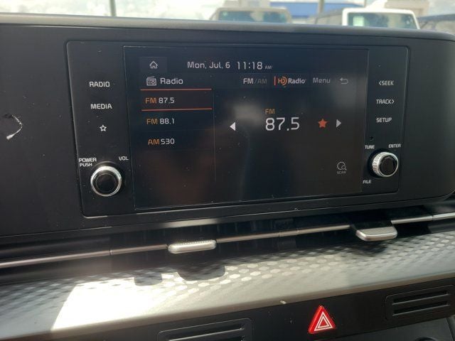 2022 Kia Carnival LXS