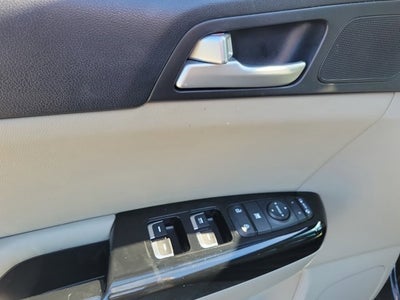 2022 Kia Sportage EX