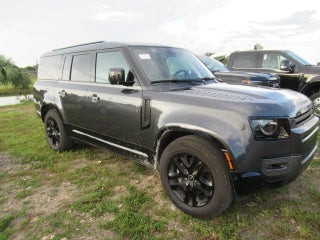 2025 Land Rover Defender 130 Outbound