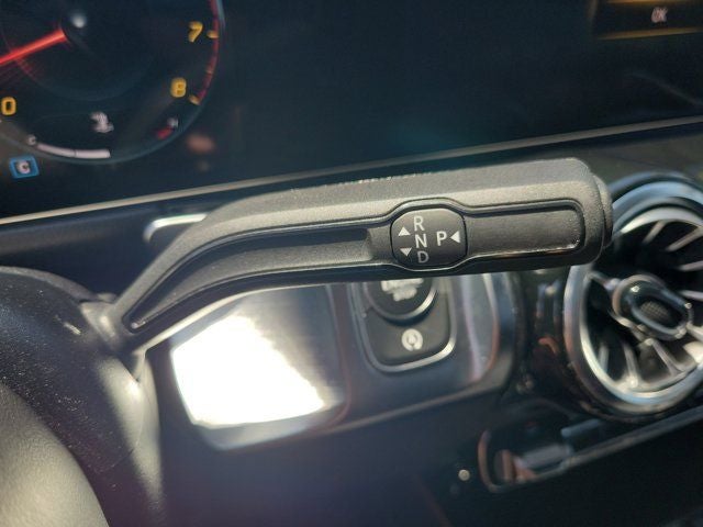 2023 Mercedes-Benz GLB GLB 250