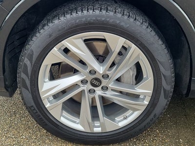 2023 Audi Q7 55 Premium quattro
