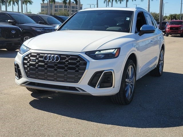 2022 Audi SQ5 Premium Plus quattro