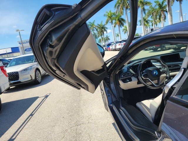 2015 BMW i8 Base