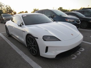 2025 Porsche Taycan 4