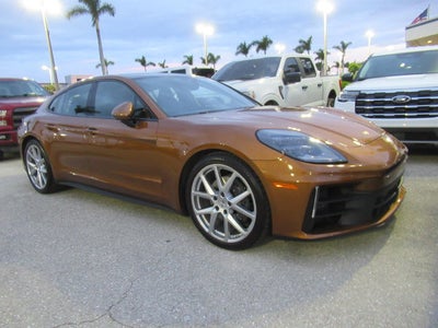 2025 Porsche Panamera 4