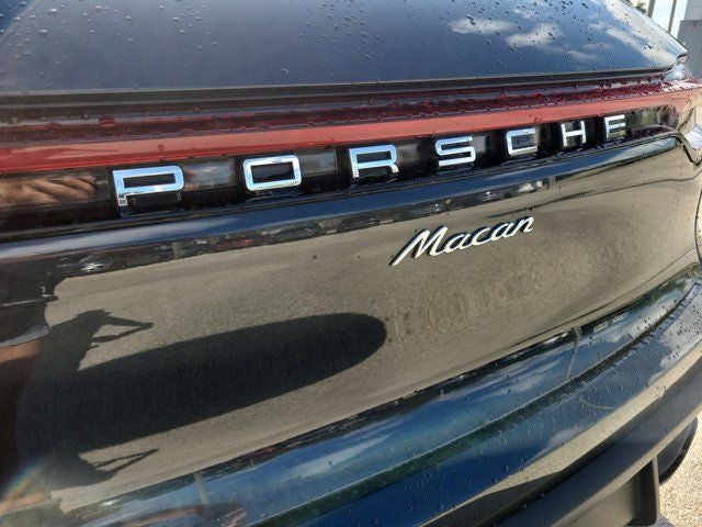 2024 Porsche Macan Base