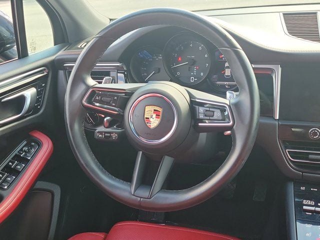 2024 Porsche Macan Base