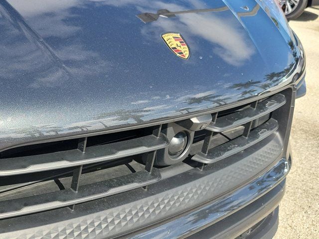 2024 Porsche Macan Base