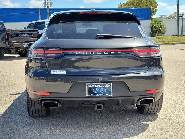 2020 Porsche Macan Base