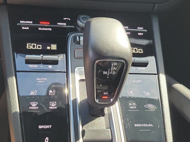 2023 Porsche Cayenne Base