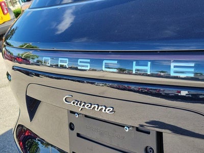 2023 Porsche Cayenne Base