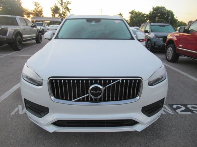 2022 Volvo XC90 T5 Momentum